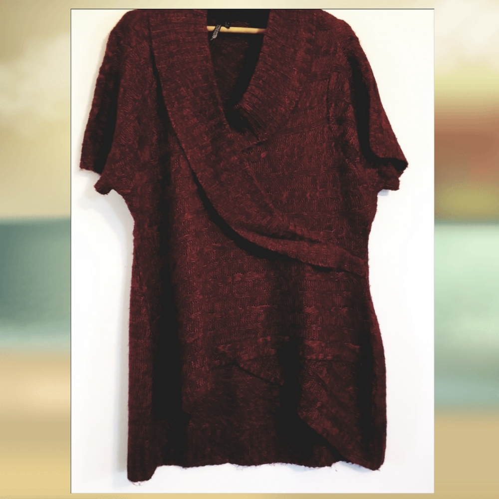 Razzle Dazzle Red & Black Hi Lo Sweater XXL